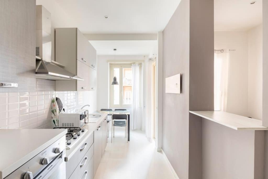 -stazione Tiburtina•metro•wi-fi•netflix Appartement